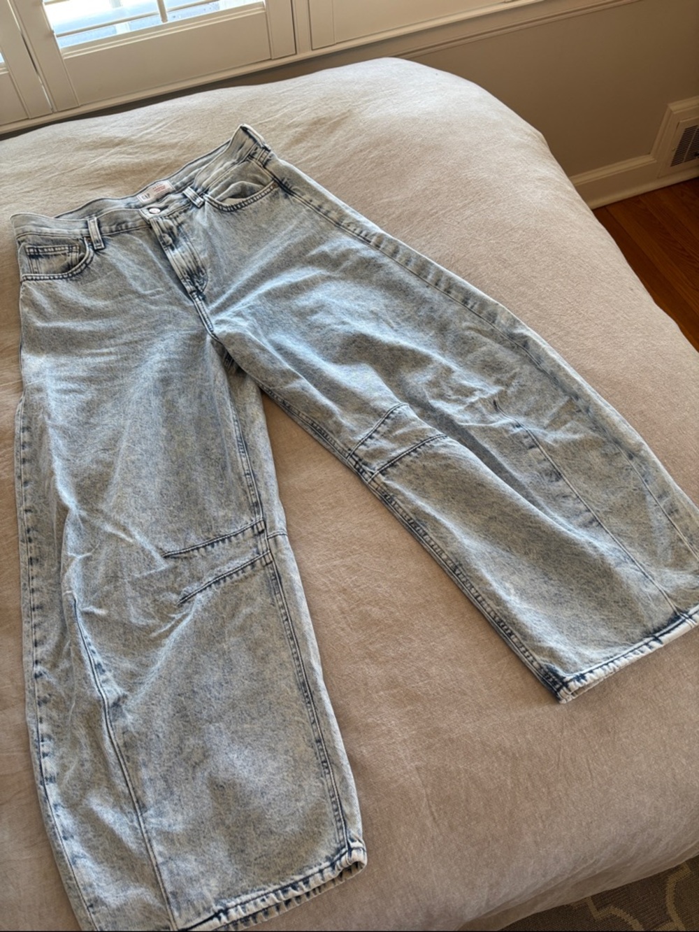 GAP Horseshoe High Rise Jeans
